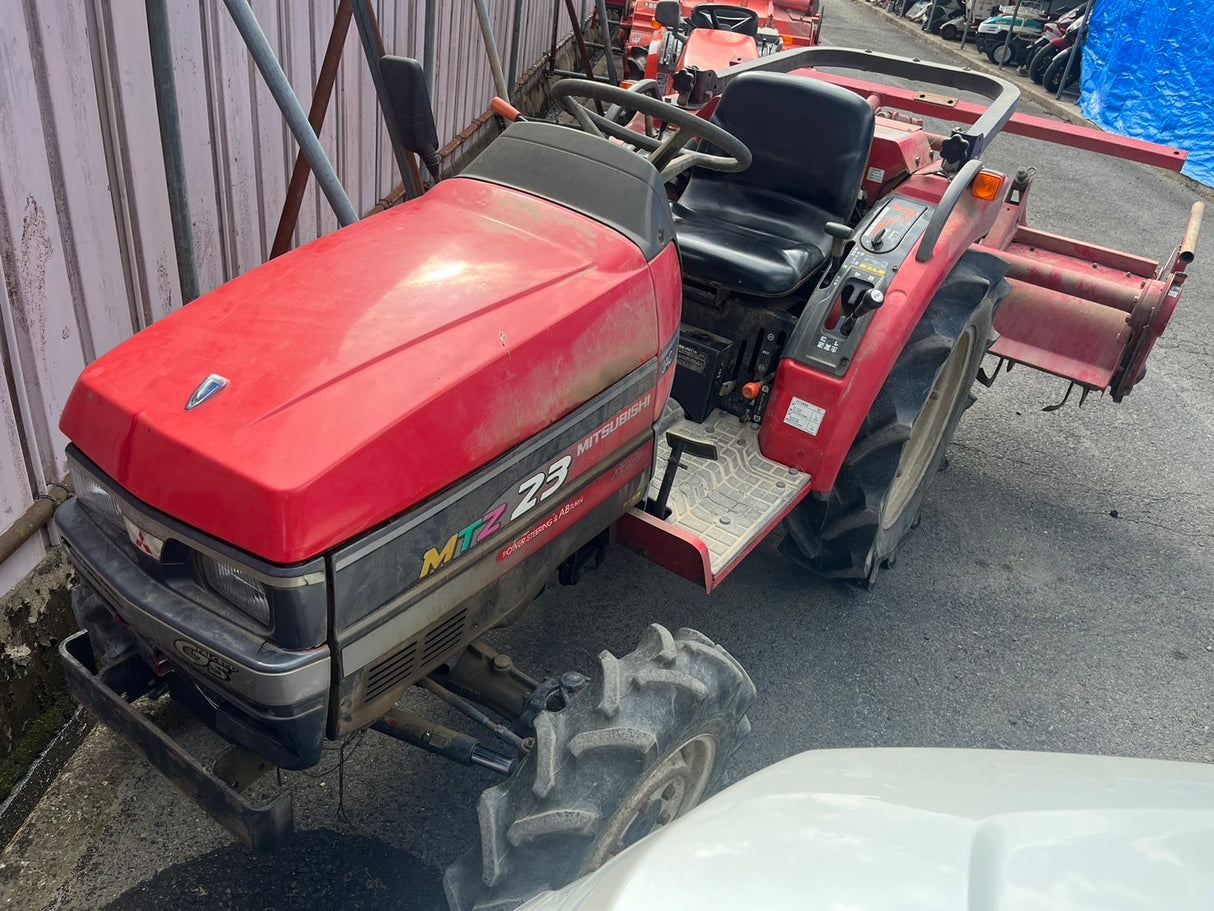 トラクター/MTZ23/三菱