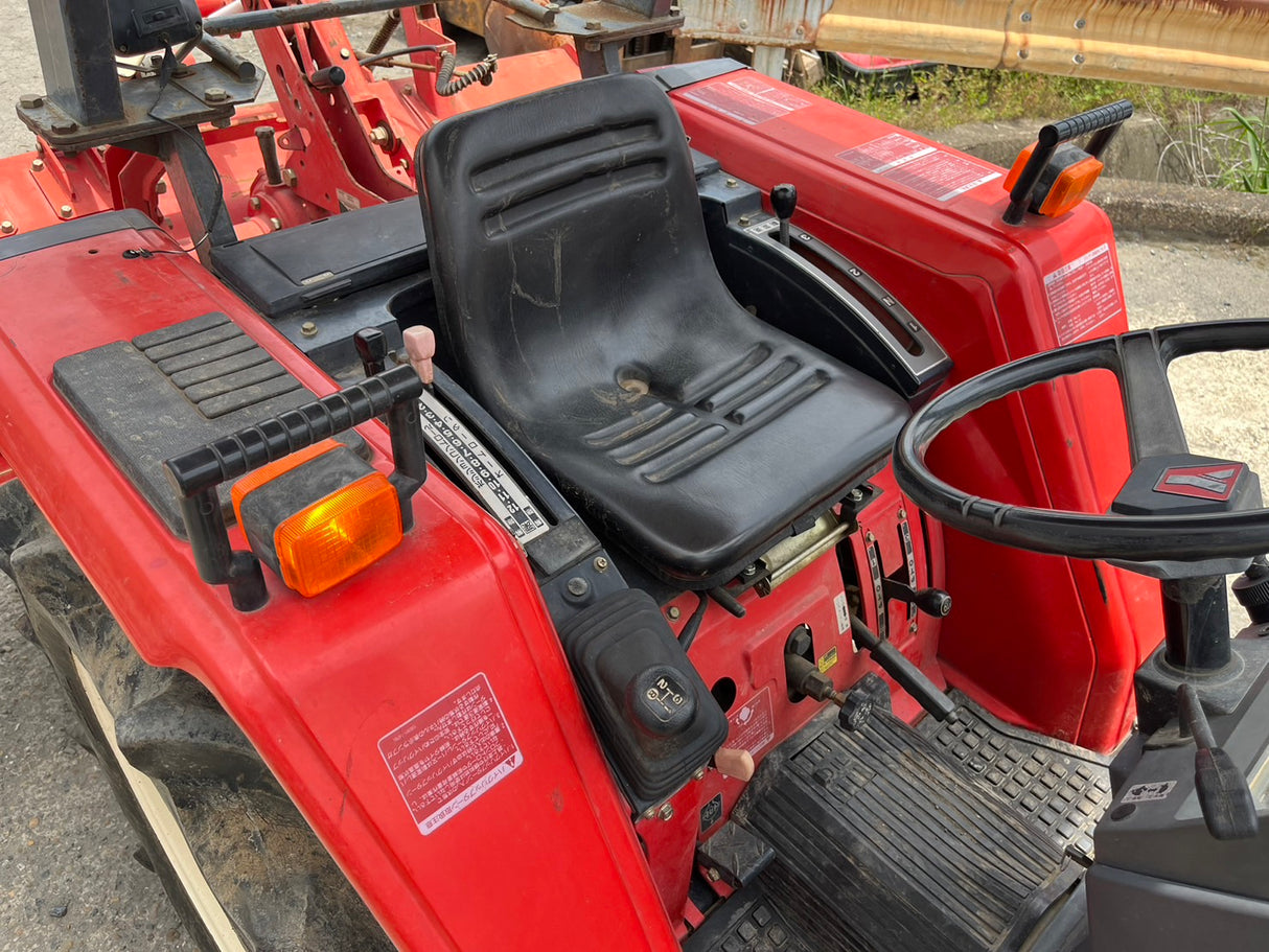 tractor/FF245/YANMAR