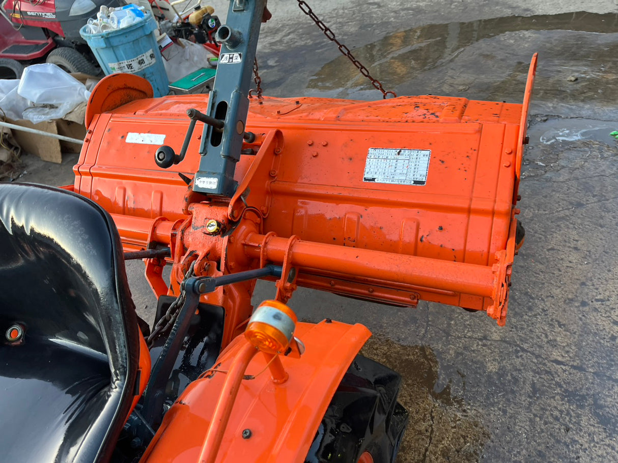 tractor/B7001/KUBOTA