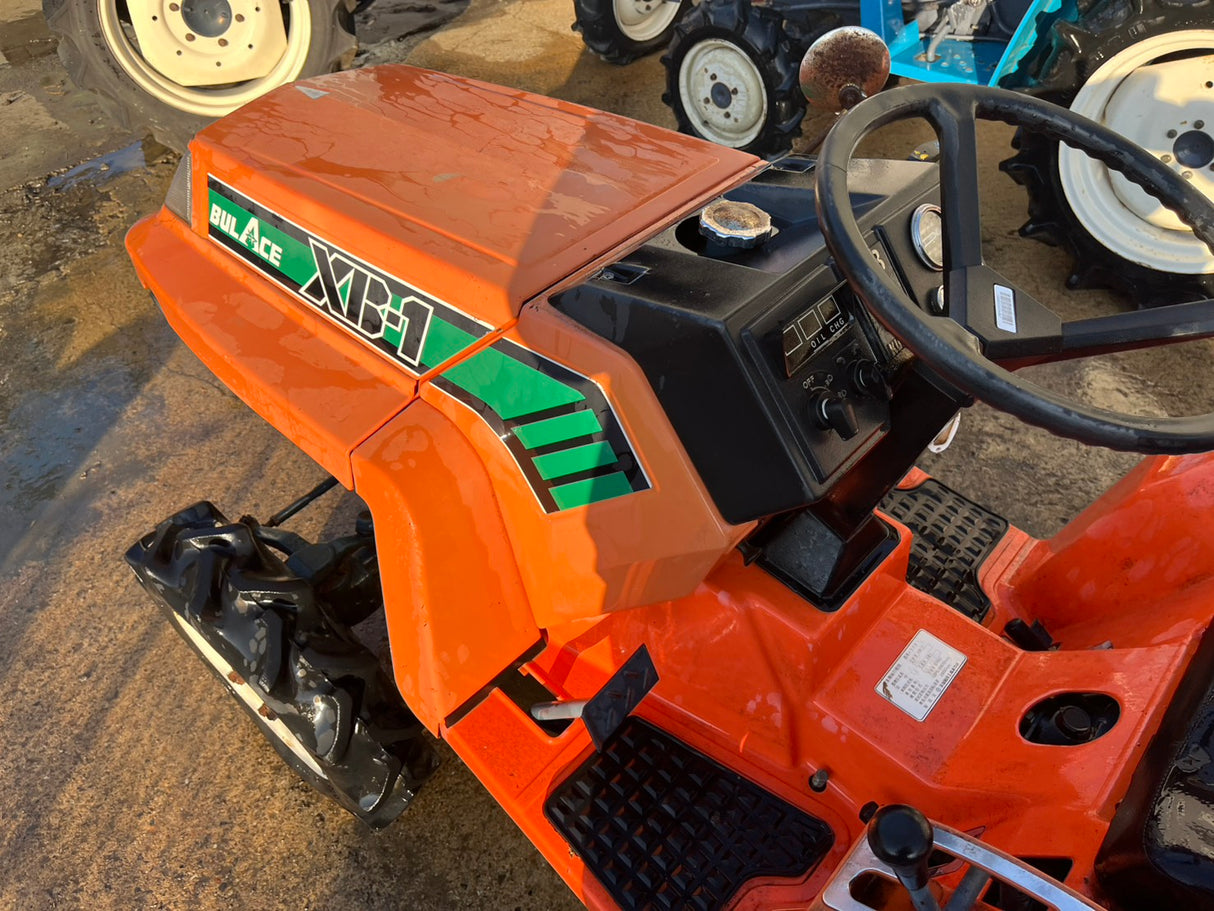 tractor/XB1/KUBOTA