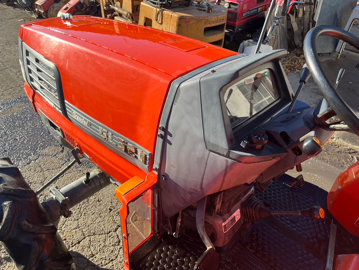 tractor/GL320/KUBOTA