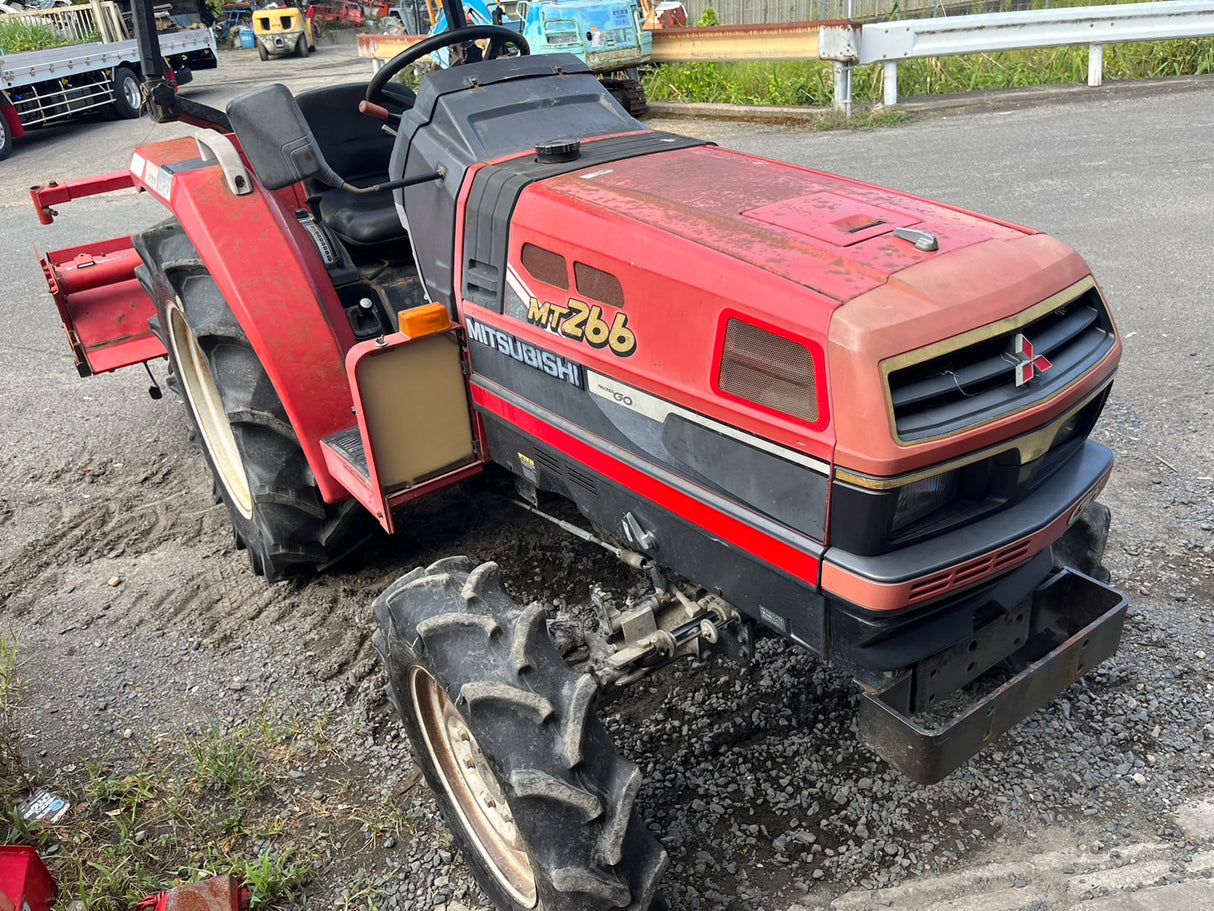 トラクター/MT266/ミツビシ