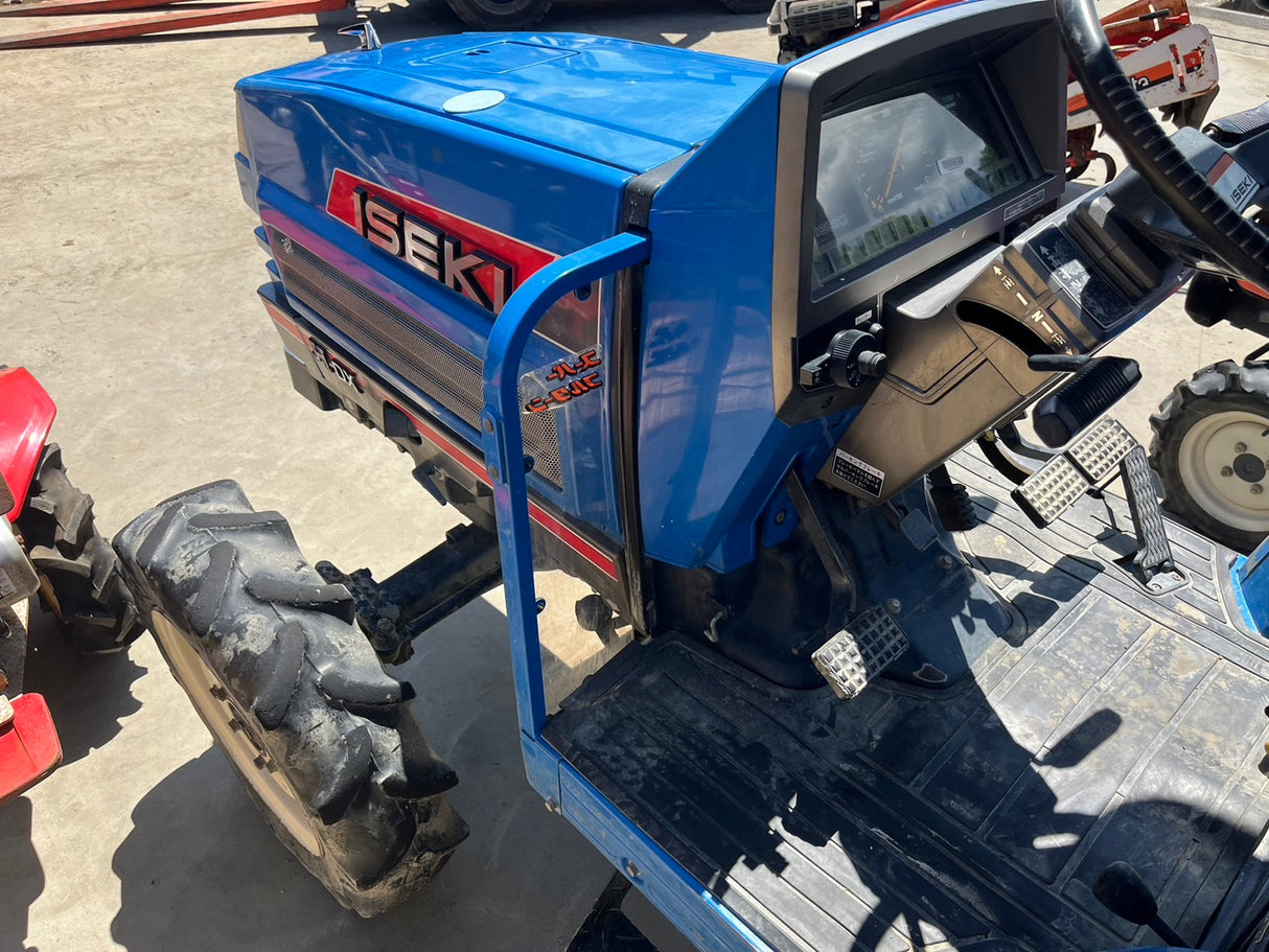 tractor/TA247/ISEKI