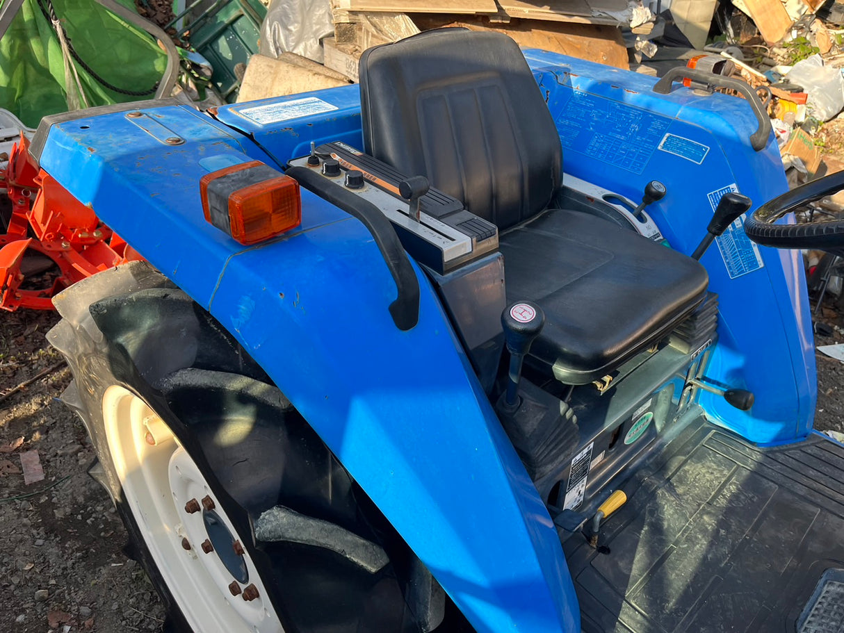 tractor/TA247/ISEKI