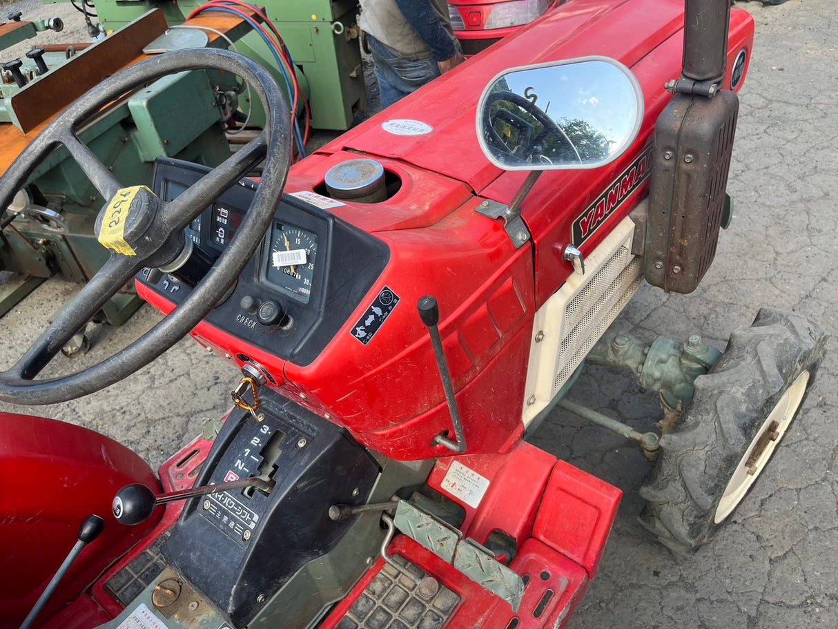 トラクター/YM1610/ヤンマー