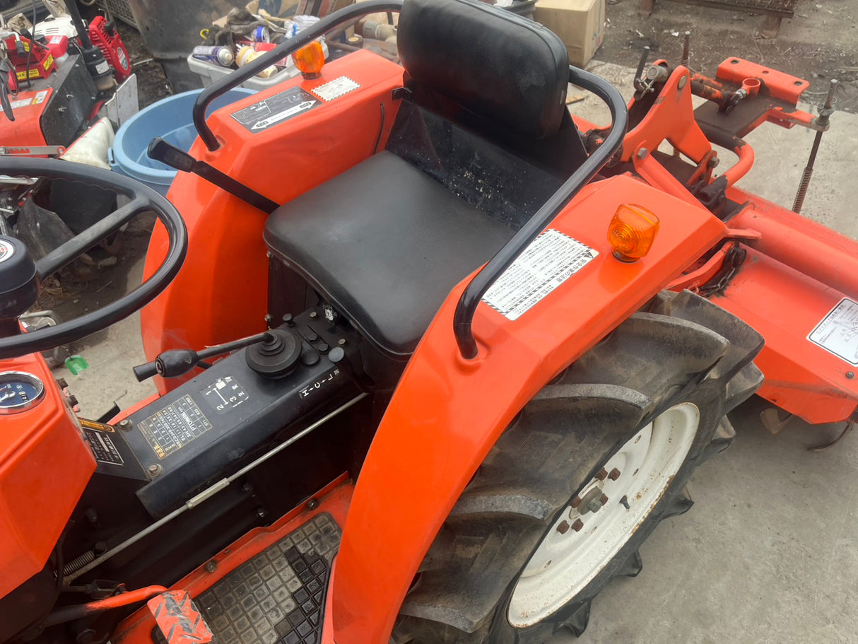 tractor/C172/Hinomoto