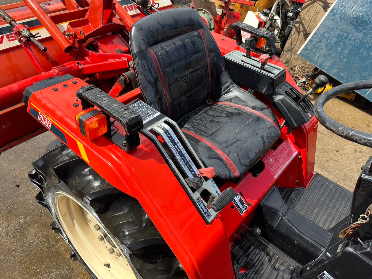 tractor/F165/YANMAR