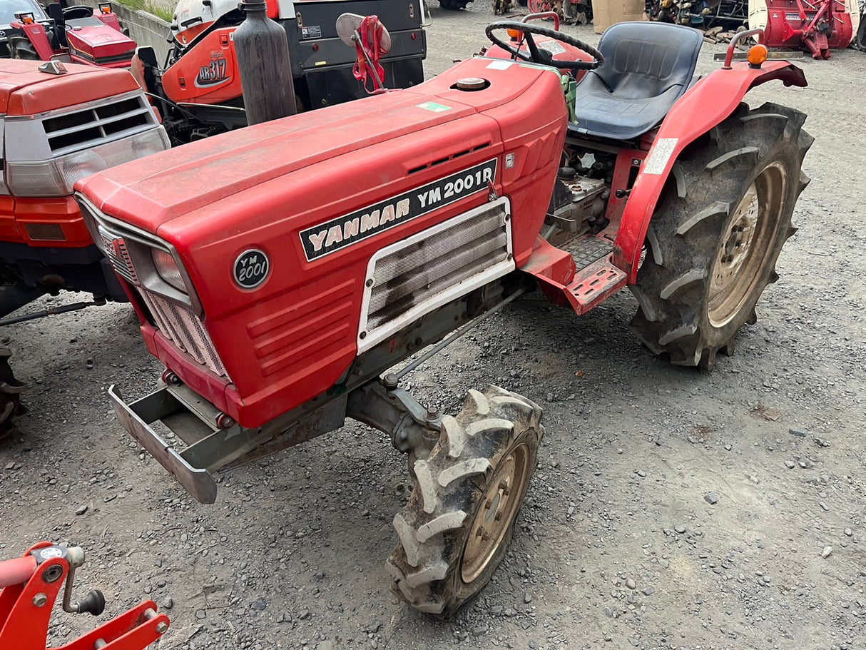 tractor/YM2001/YANMAR