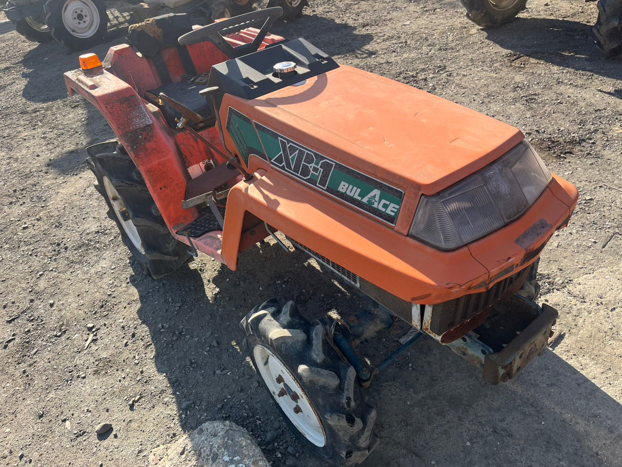 tractor/XB-1/KUBOTA