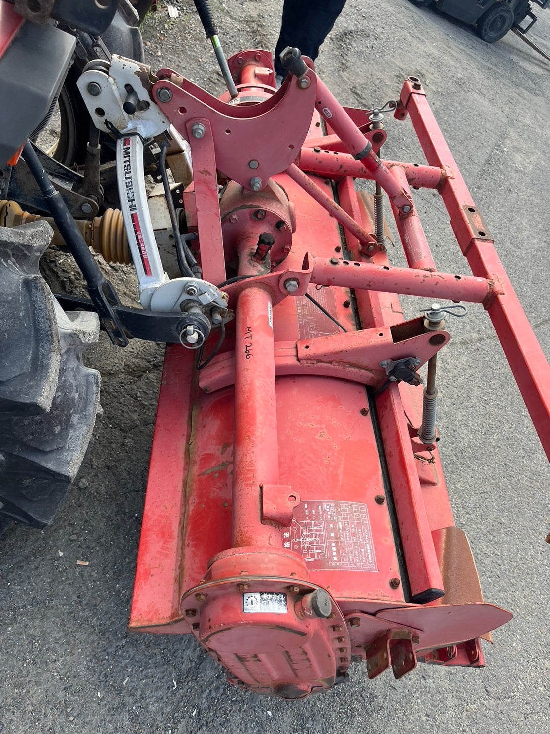 トラクター/MT266/ミツビシ