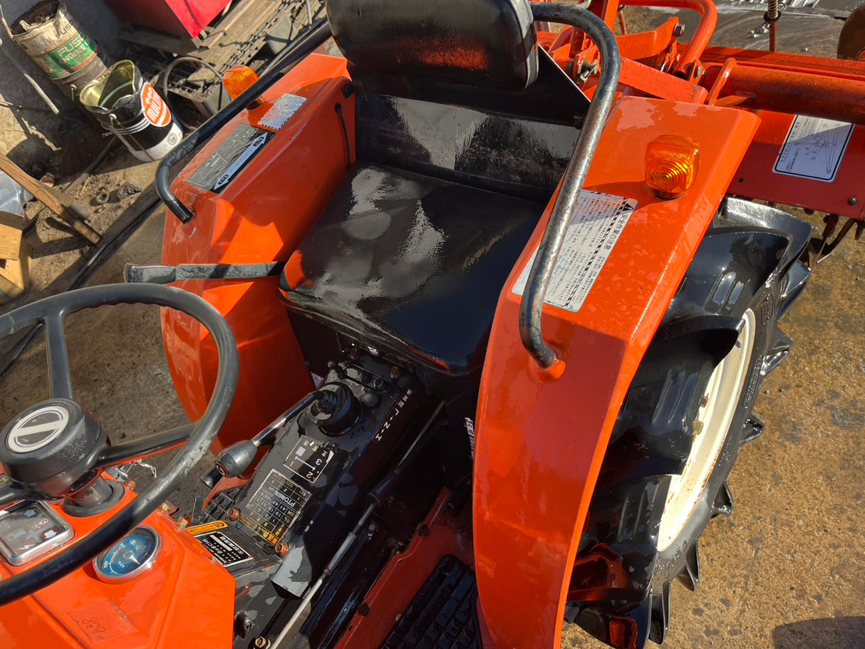 tractor/C144/Hinomoto