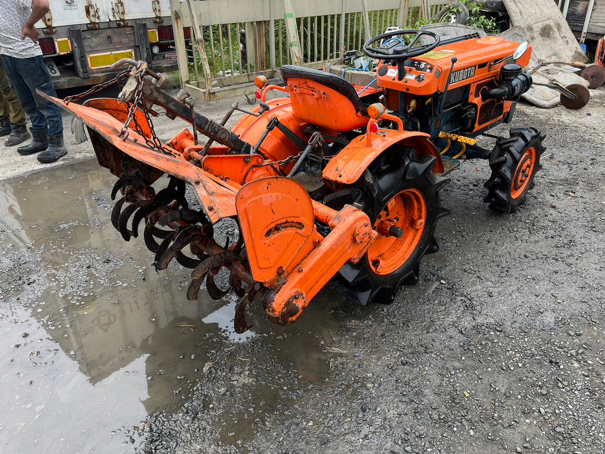 tractor/B7001/KUBOTA
