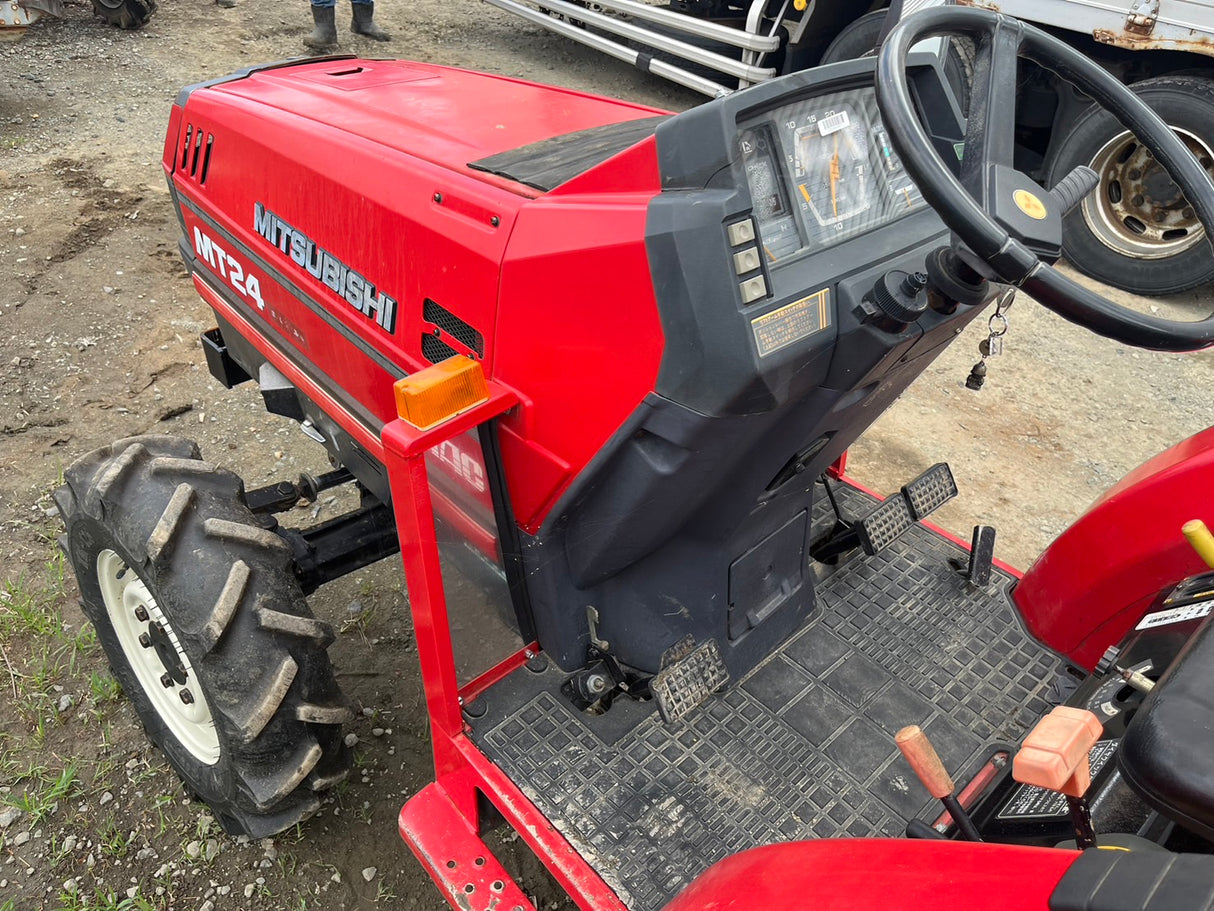 tractor/MT24/Mitsubishi