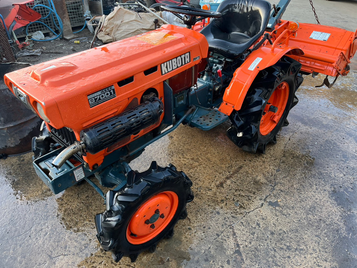 tractor/B7001/KUBOTA