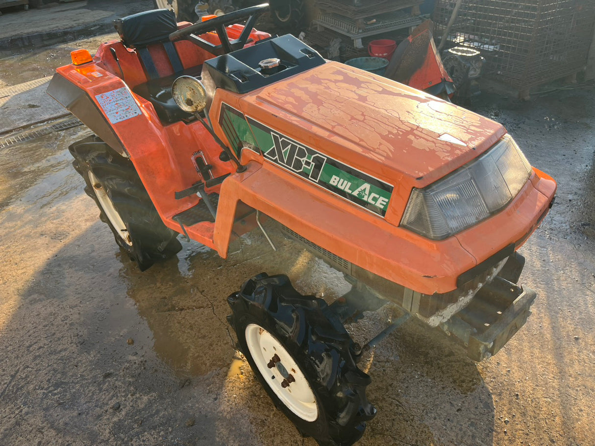 tractor/XB1/KUBOTA