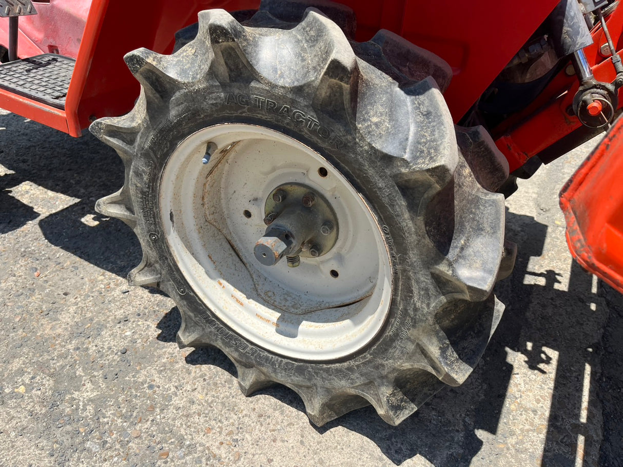 tractor/A-13/KUBOTA