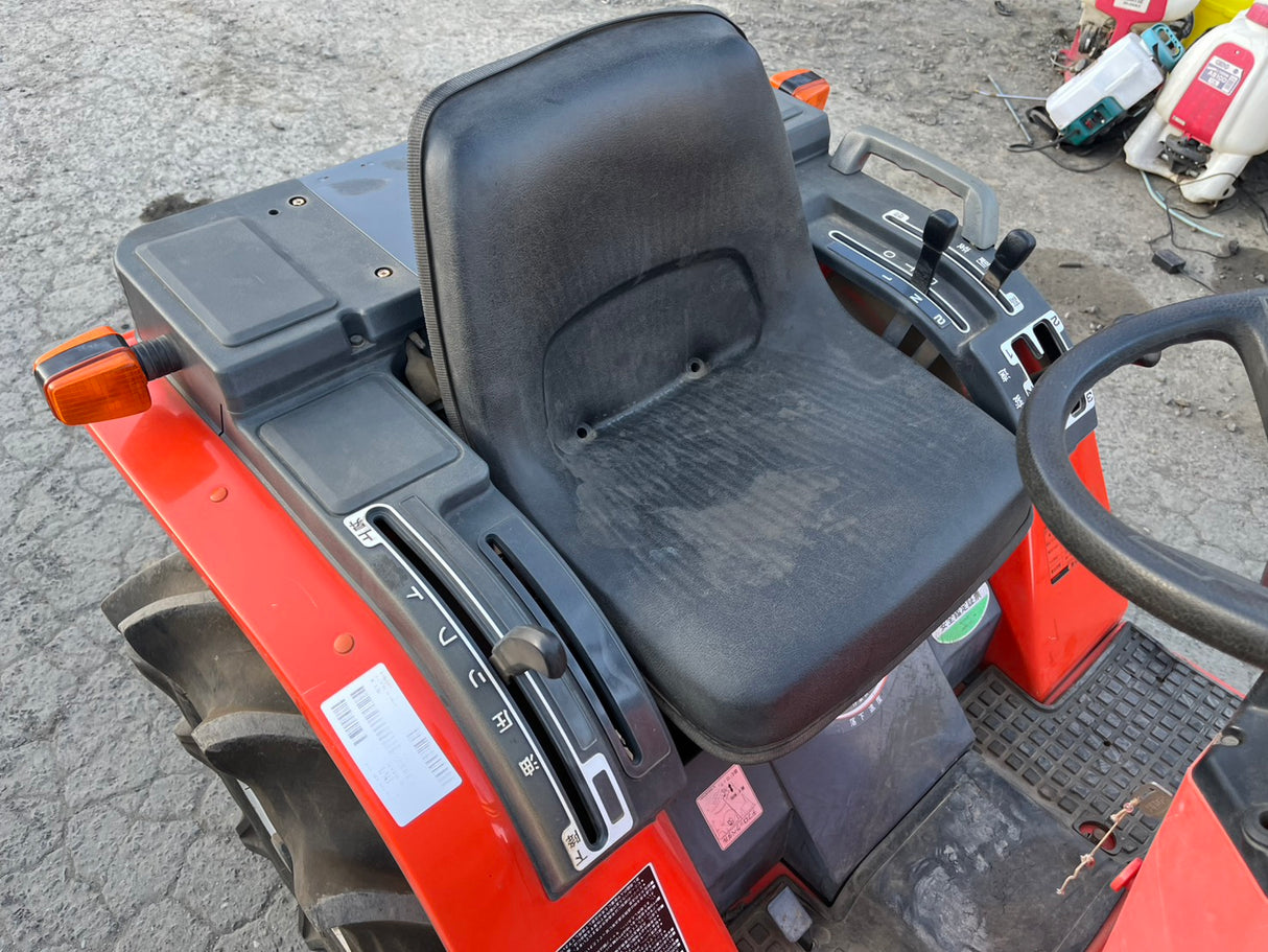 tractor/A-13/KUBOTA