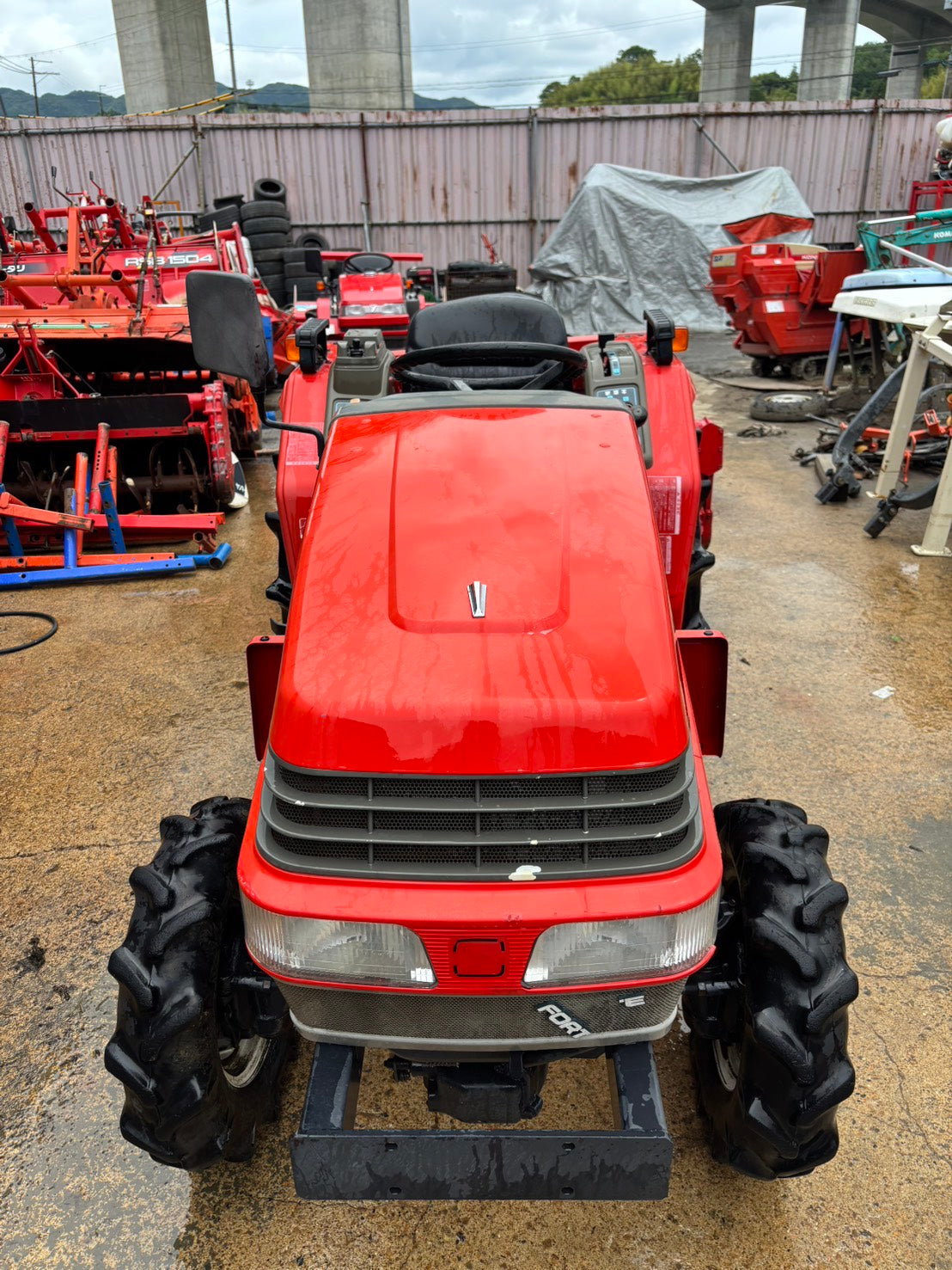 tractor/F-7/YANMAR