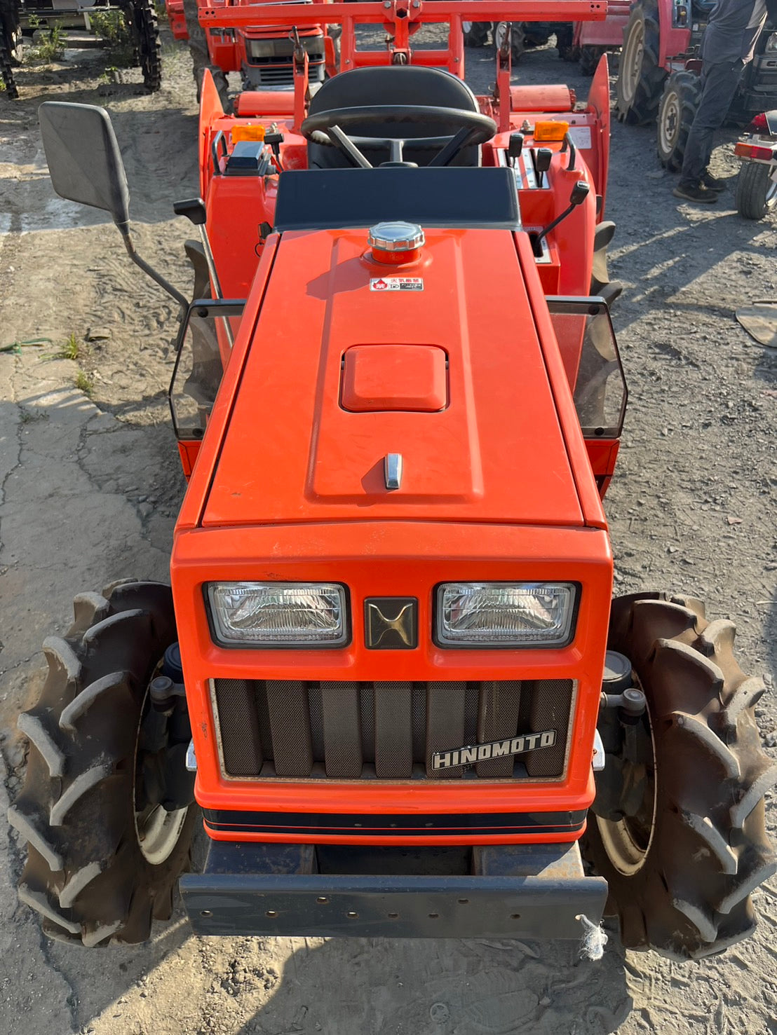tractor/N200/Hinomoto