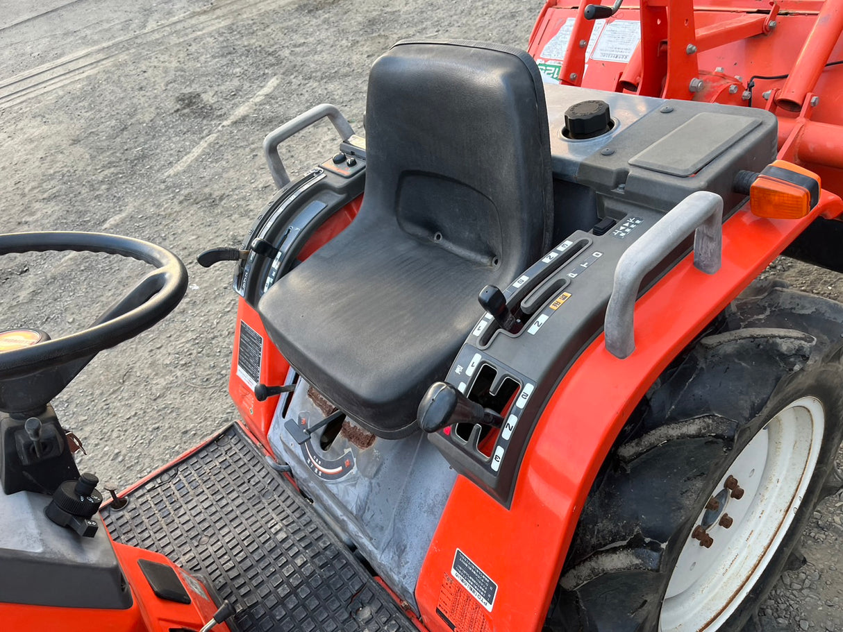 tractor/CX18/Hinomoto