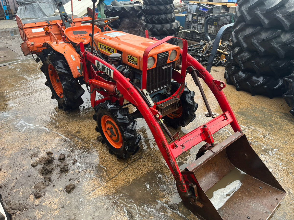 tractor/B7000/KUBOTA