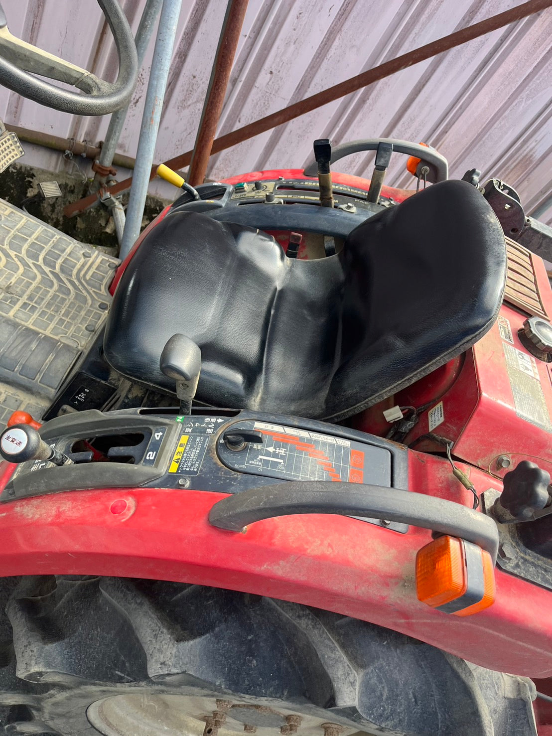 トラクター/MTZ23/三菱