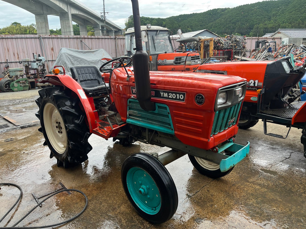 tractor/YM2010/YANMAR