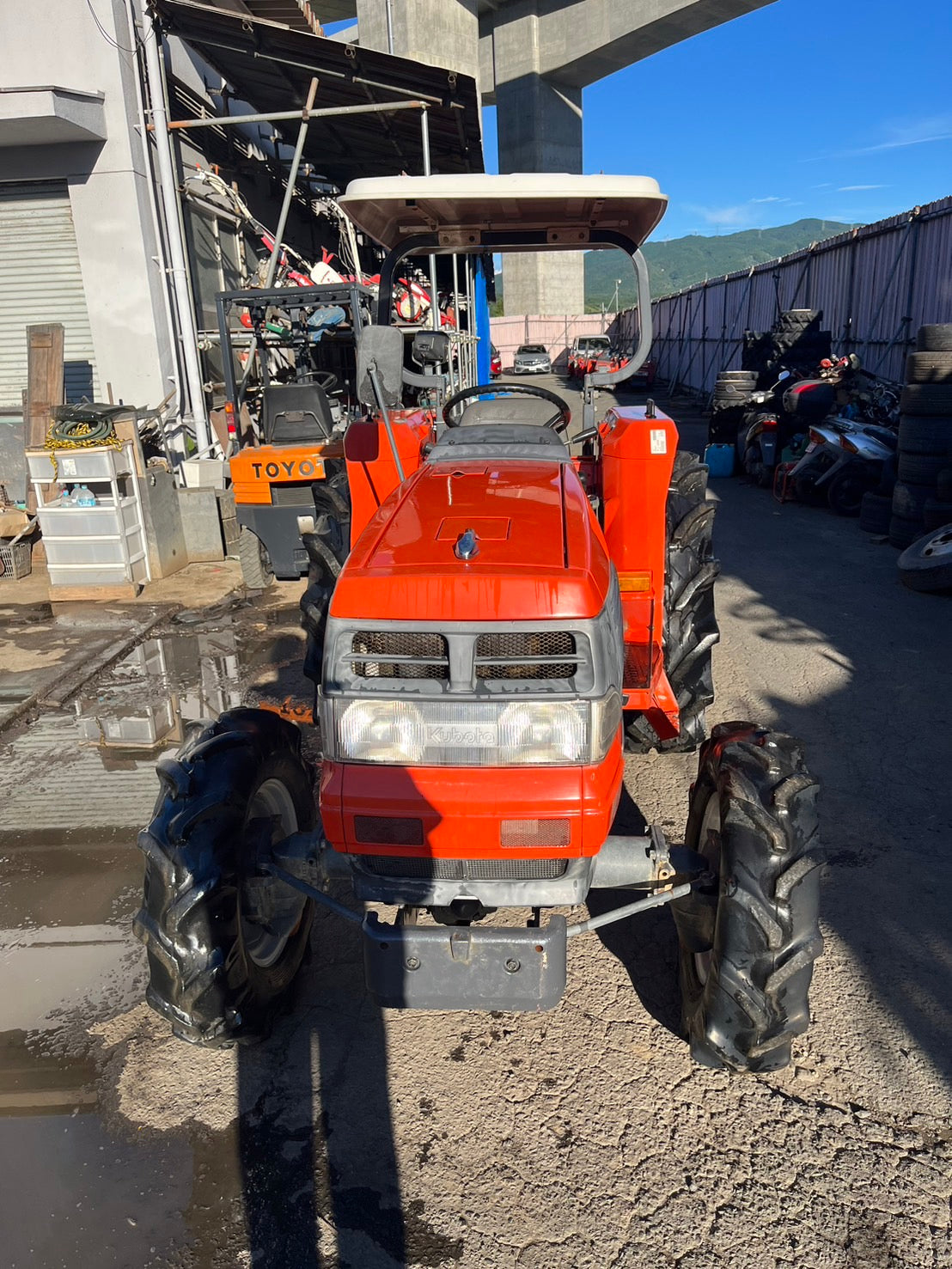 tractor/GL320/KUBOTA