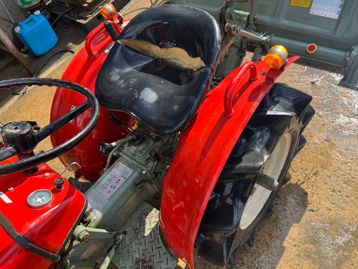 トラクター/YM1300/ヤンマー