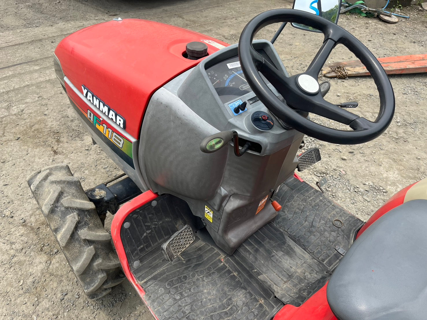 tractor/AF118/YANMAR