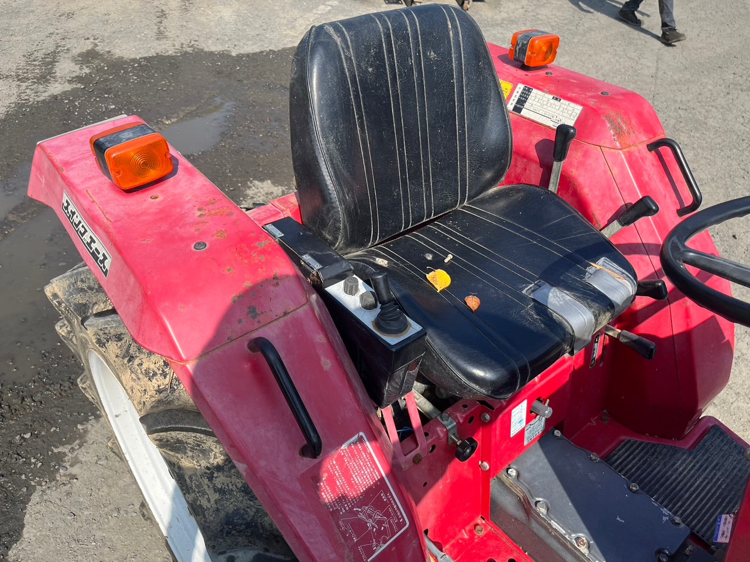 トラクター/P19/シバウラ