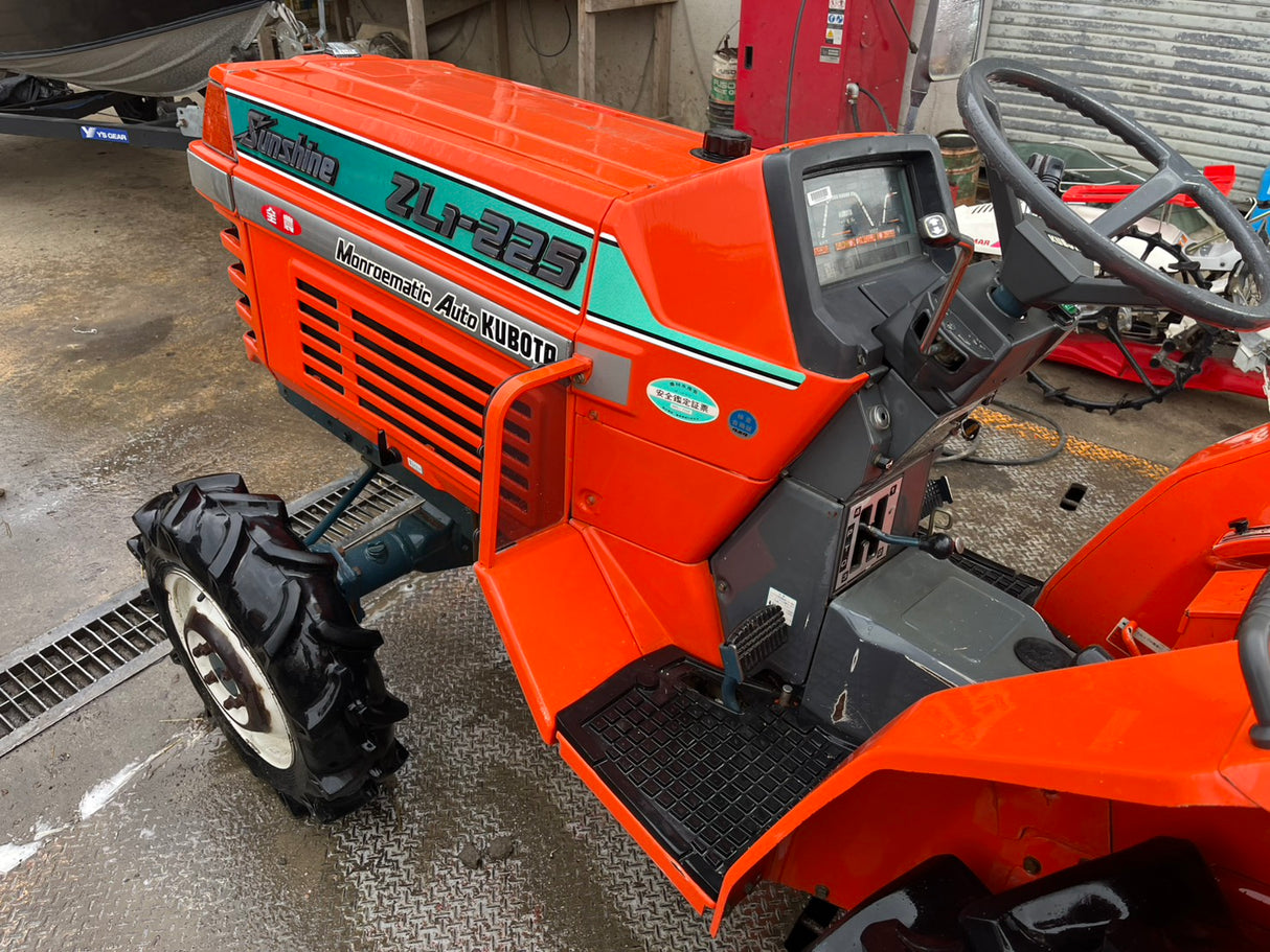 tractor/ZL1-225/KUBOTA