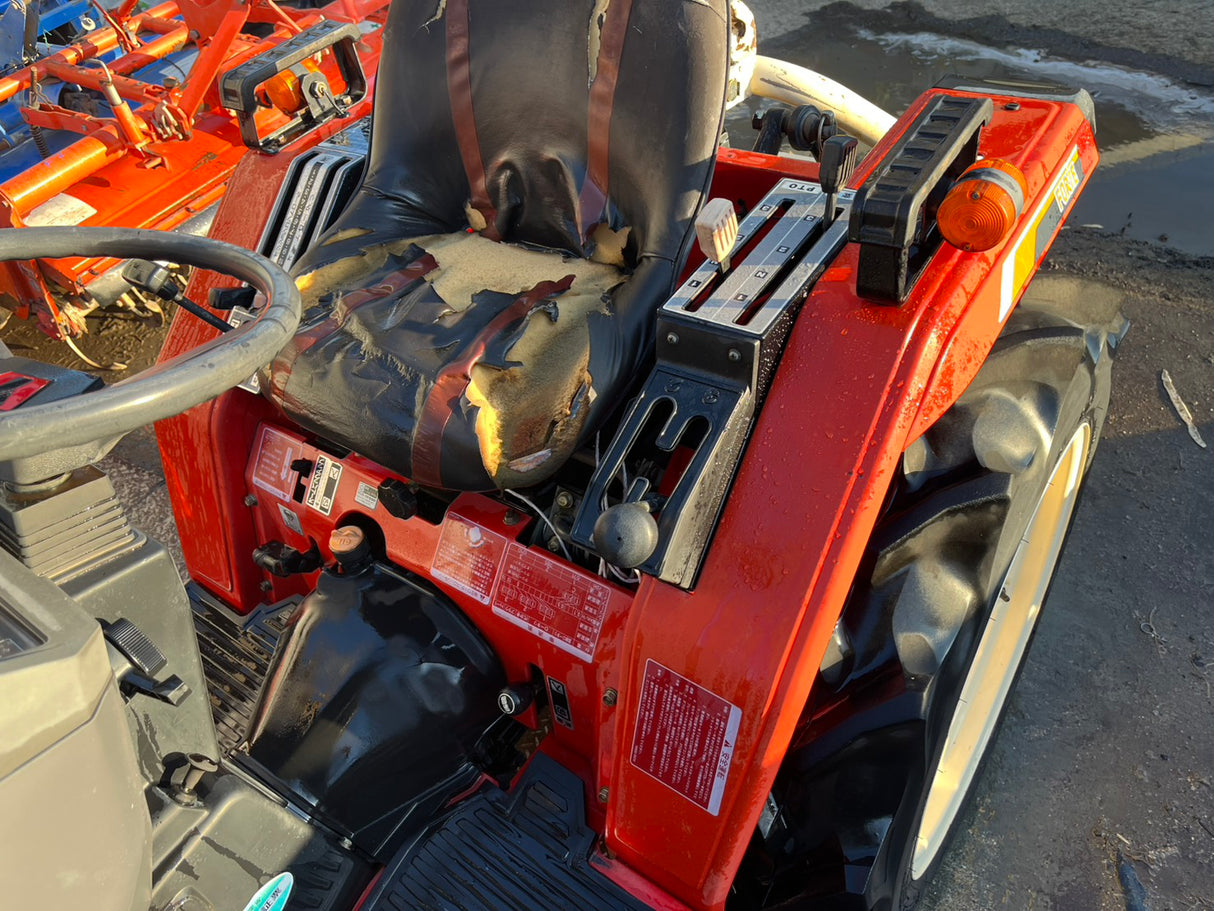 tractor/F175/YANMAR