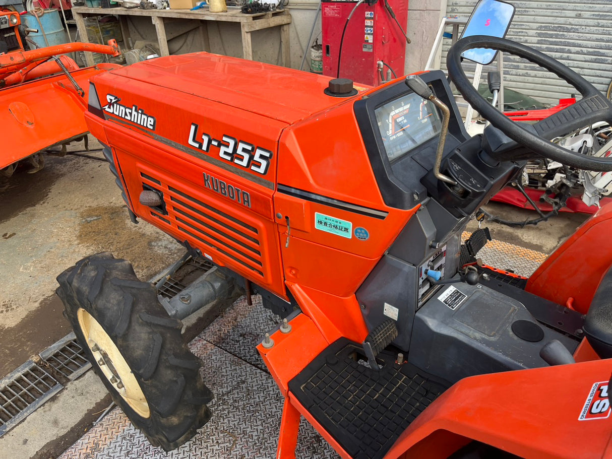 tractor/L1-255/KUBOTA