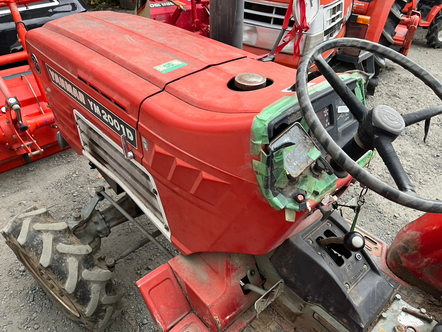 tractor/YM2001/YANMAR