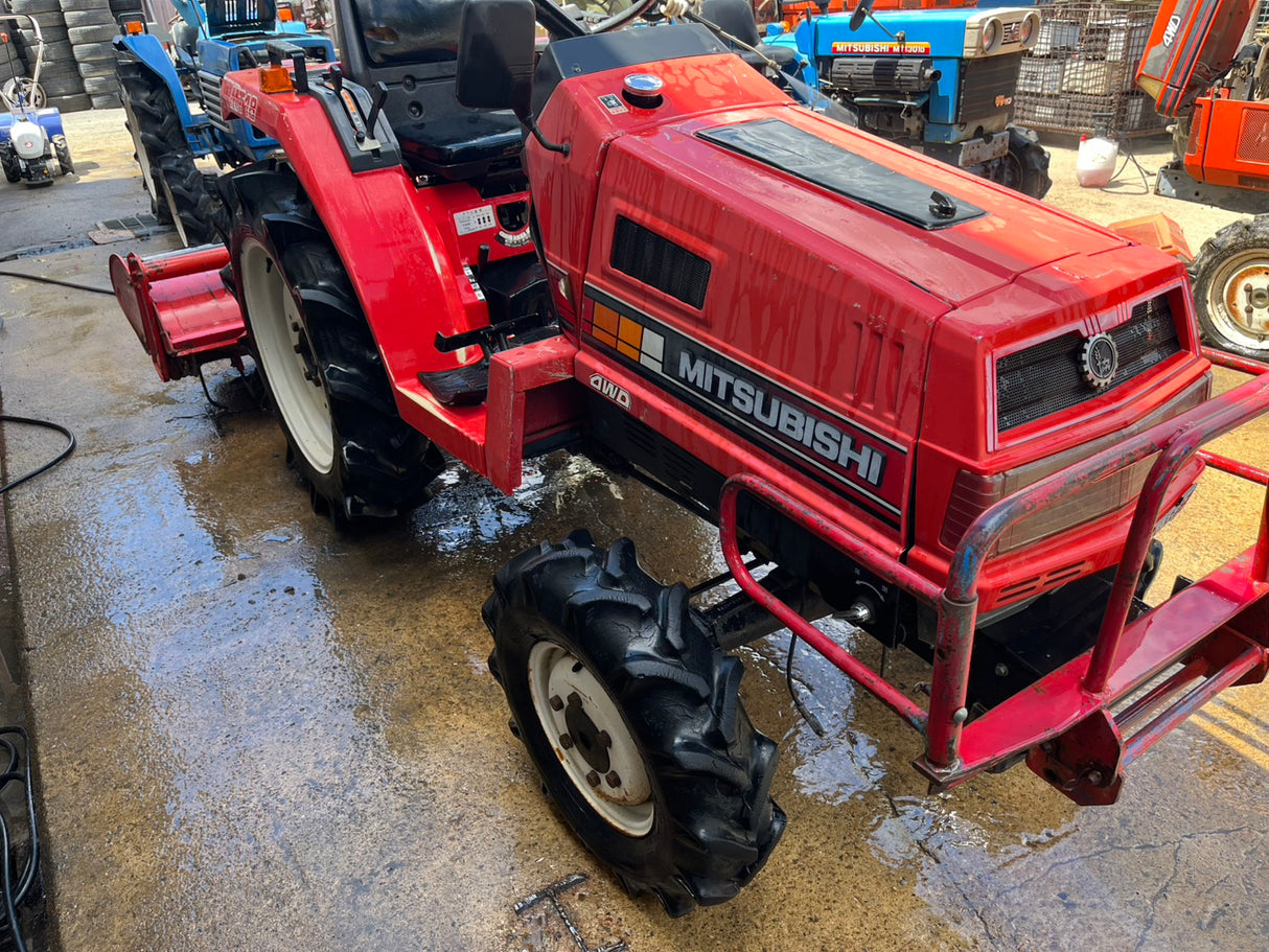 tractor/MT18/Mitsubishi