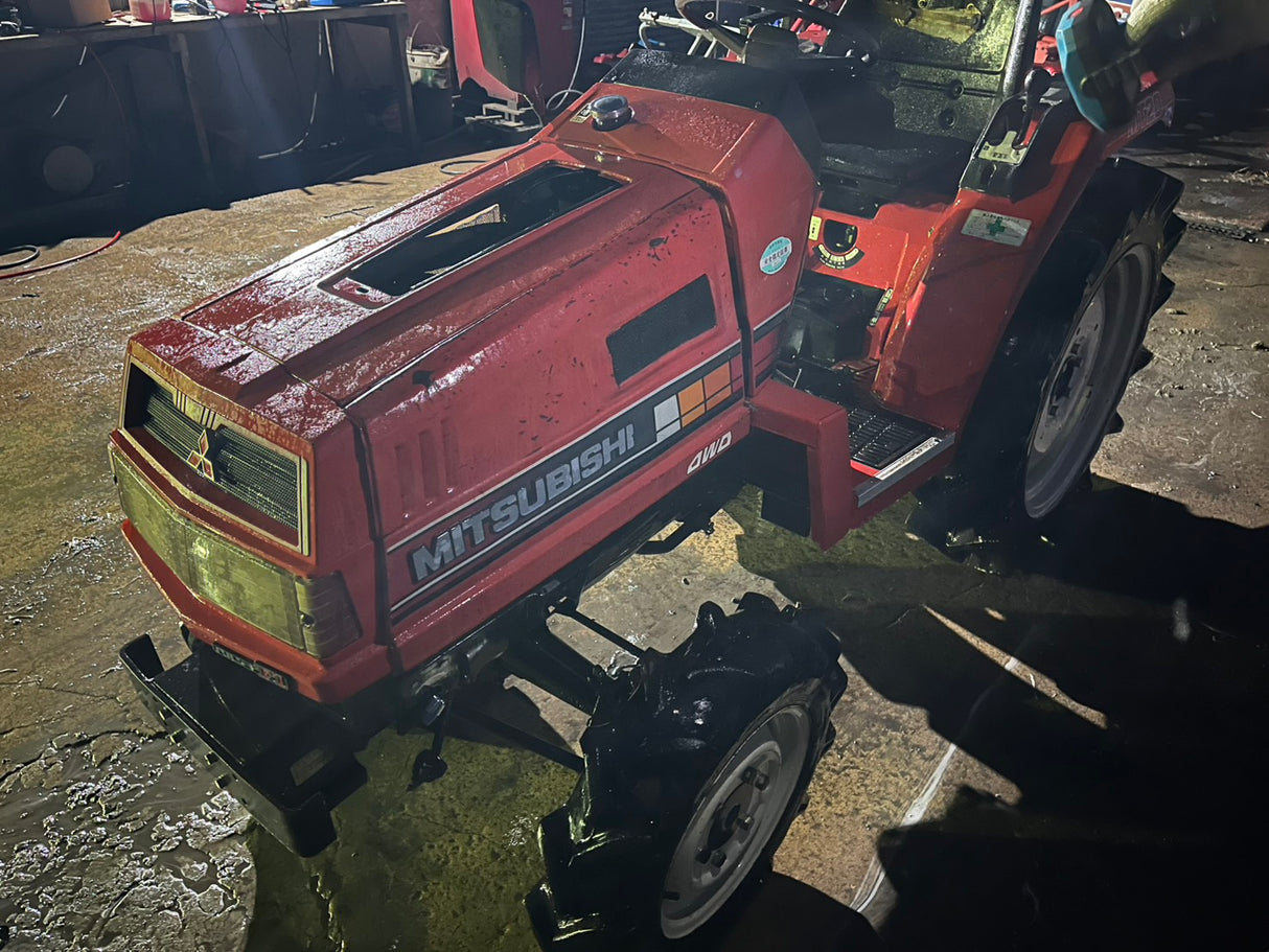 tractor/MT20/MITSUBISHI