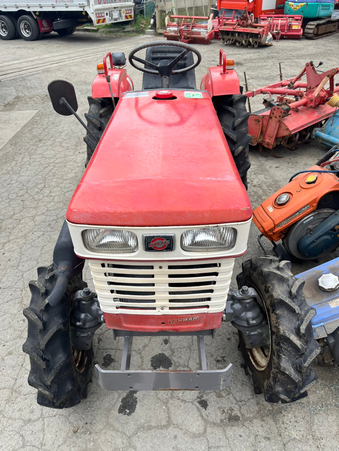 tractor/YM2210/YANMAR