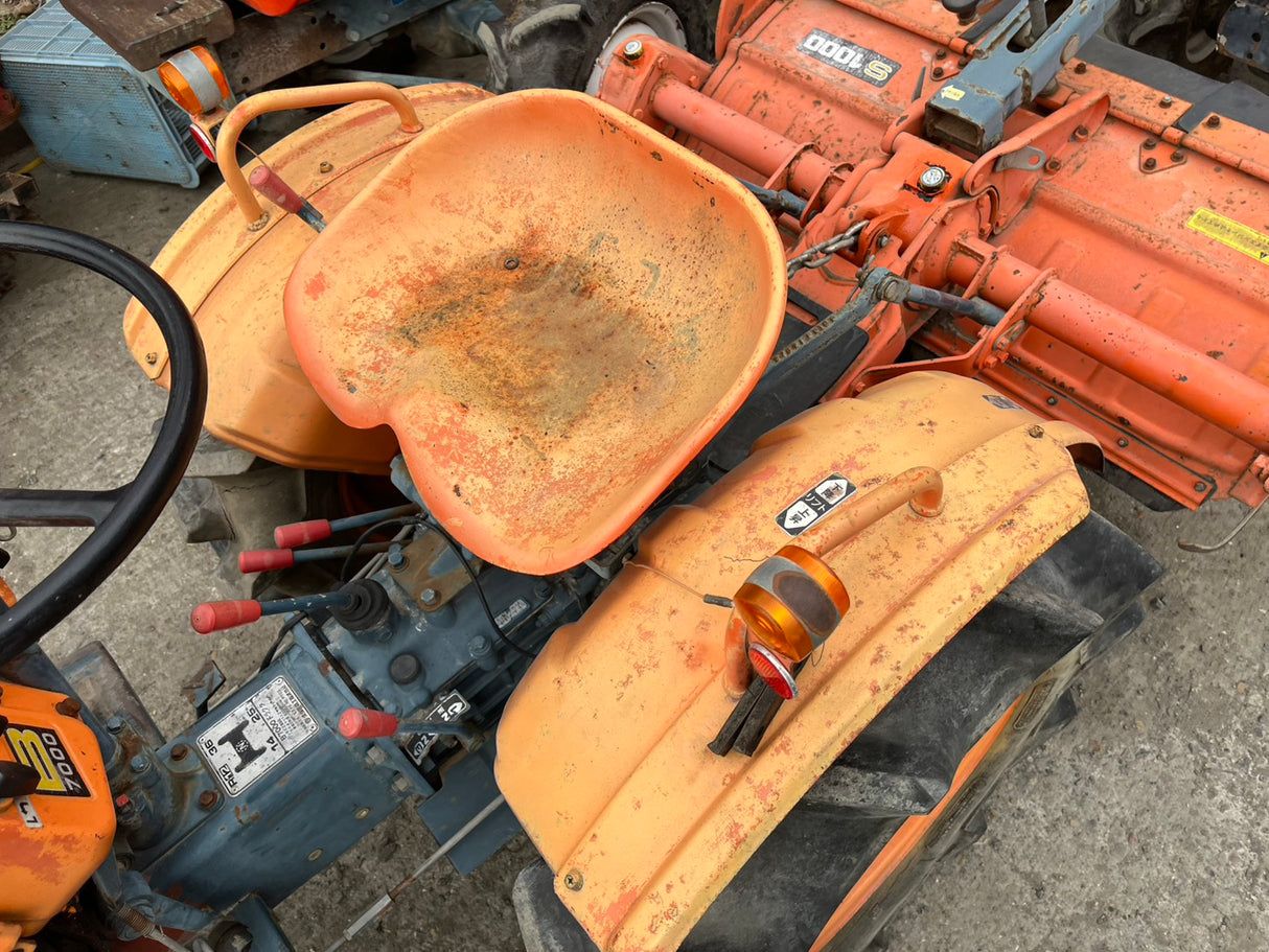 tractor/B7000/KUBOTA