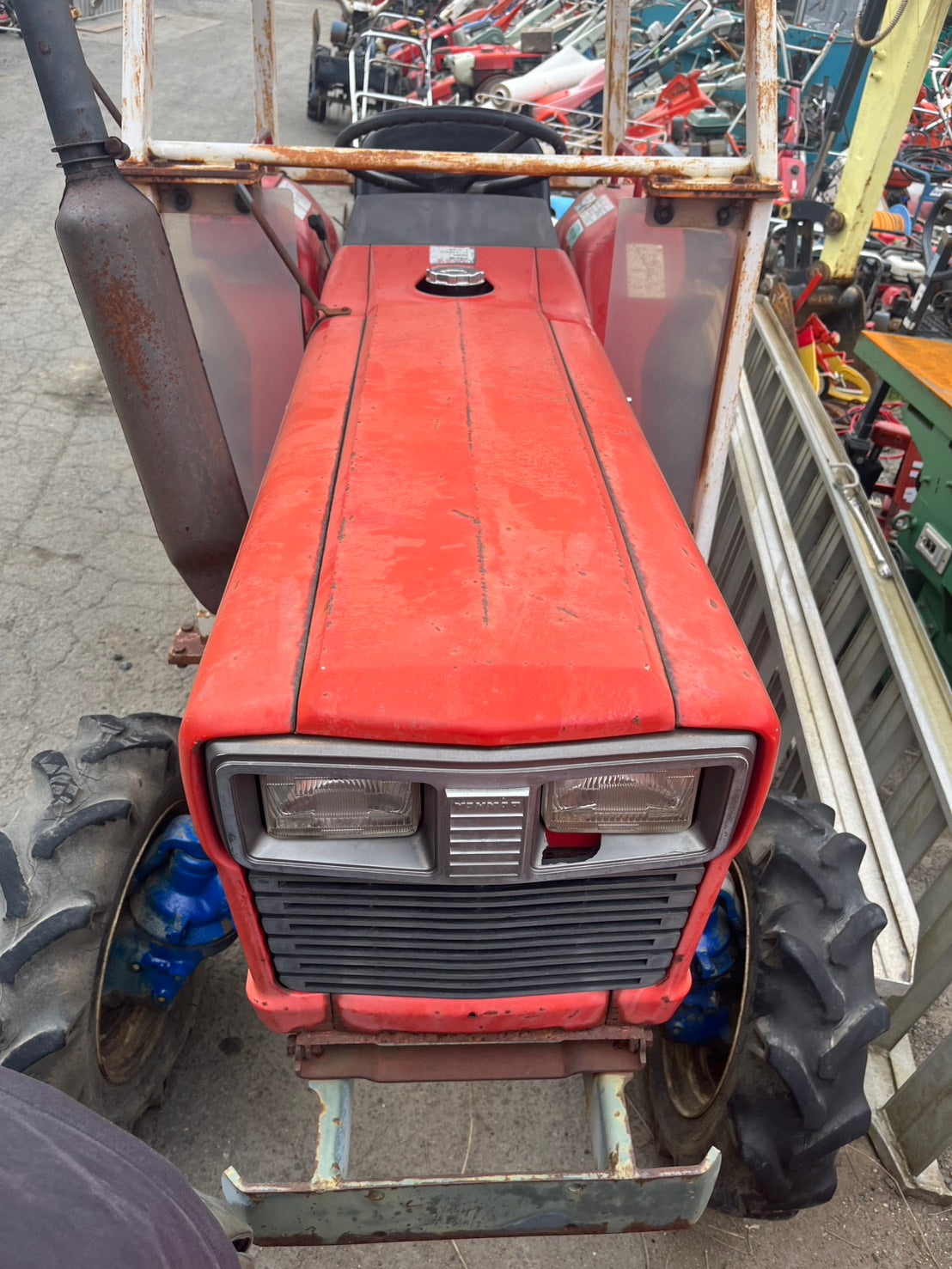 tractor/YM2002/YANMAR