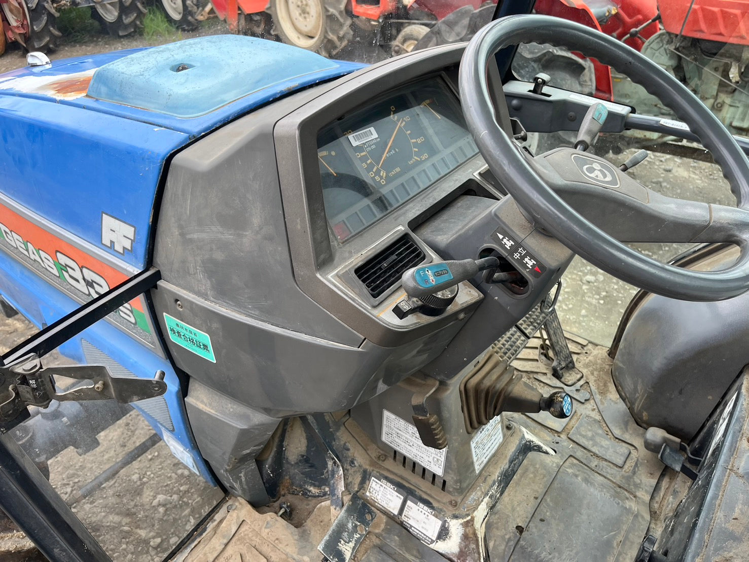 tractor/TGS33/ISEKI